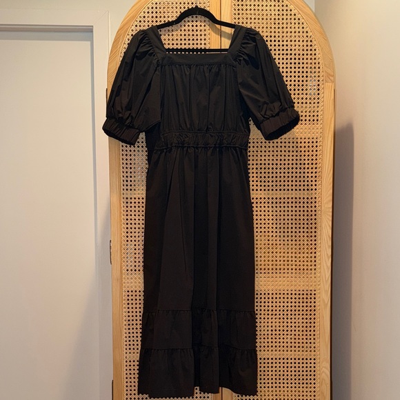 Duster Black Square-Neck Maxi Dress with Puff Sleeves, Tiered Skirt, Pockets - Picture 7 of 12
